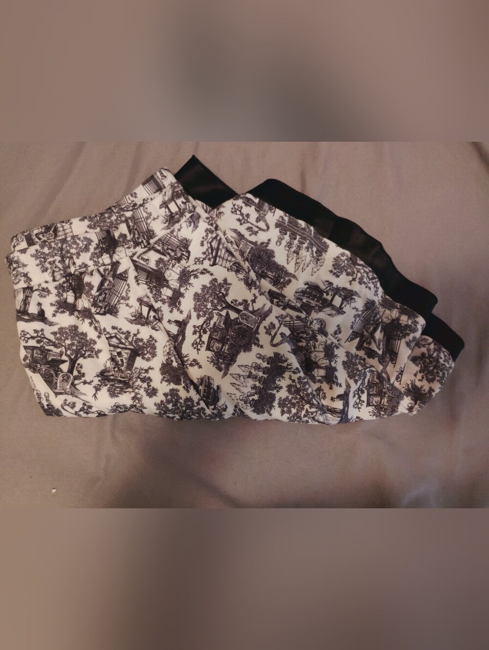 Disney Parks Black & White Printed Skirt - Classic Toile Design- Haunted Mansion